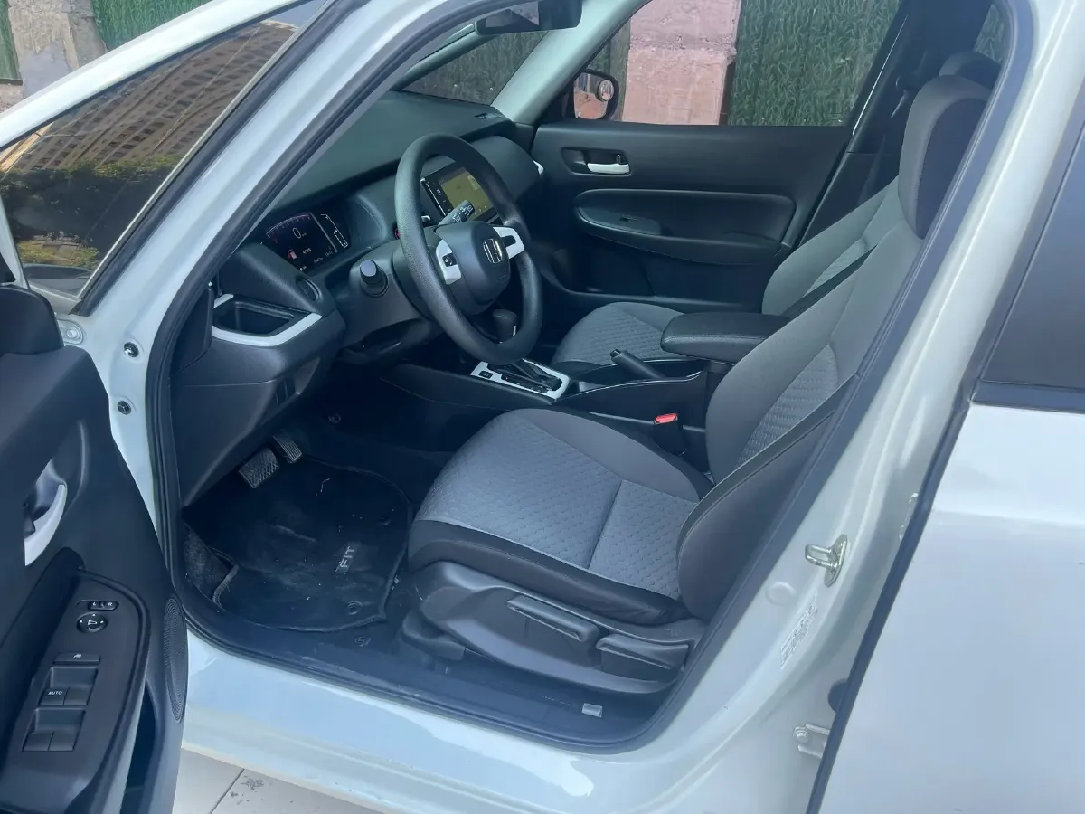 2021 Honda Fit 1.5L 131HP L4 CVT,autocango,china used car exporter,china ev exporter,chinese used car exporter,chinese used ev exporter