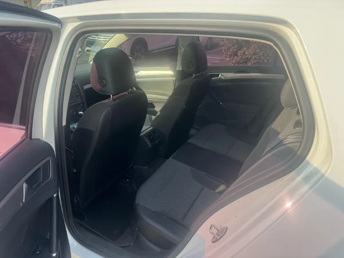 2018 Volkswagen Golf 1.6L 110HP L4 6AT,autocango,china used car exporter,china ev exporter,chinese used car exporter,chinese used ev exporter