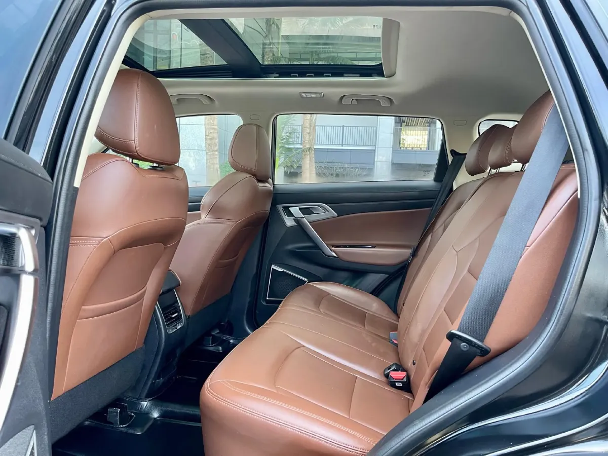 2021 Geely JiaJi 1.8T 184HP L4 7DCT,autocango,china used car exporter,china ev exporter,chinese used car exporter,chinese used ev exporter