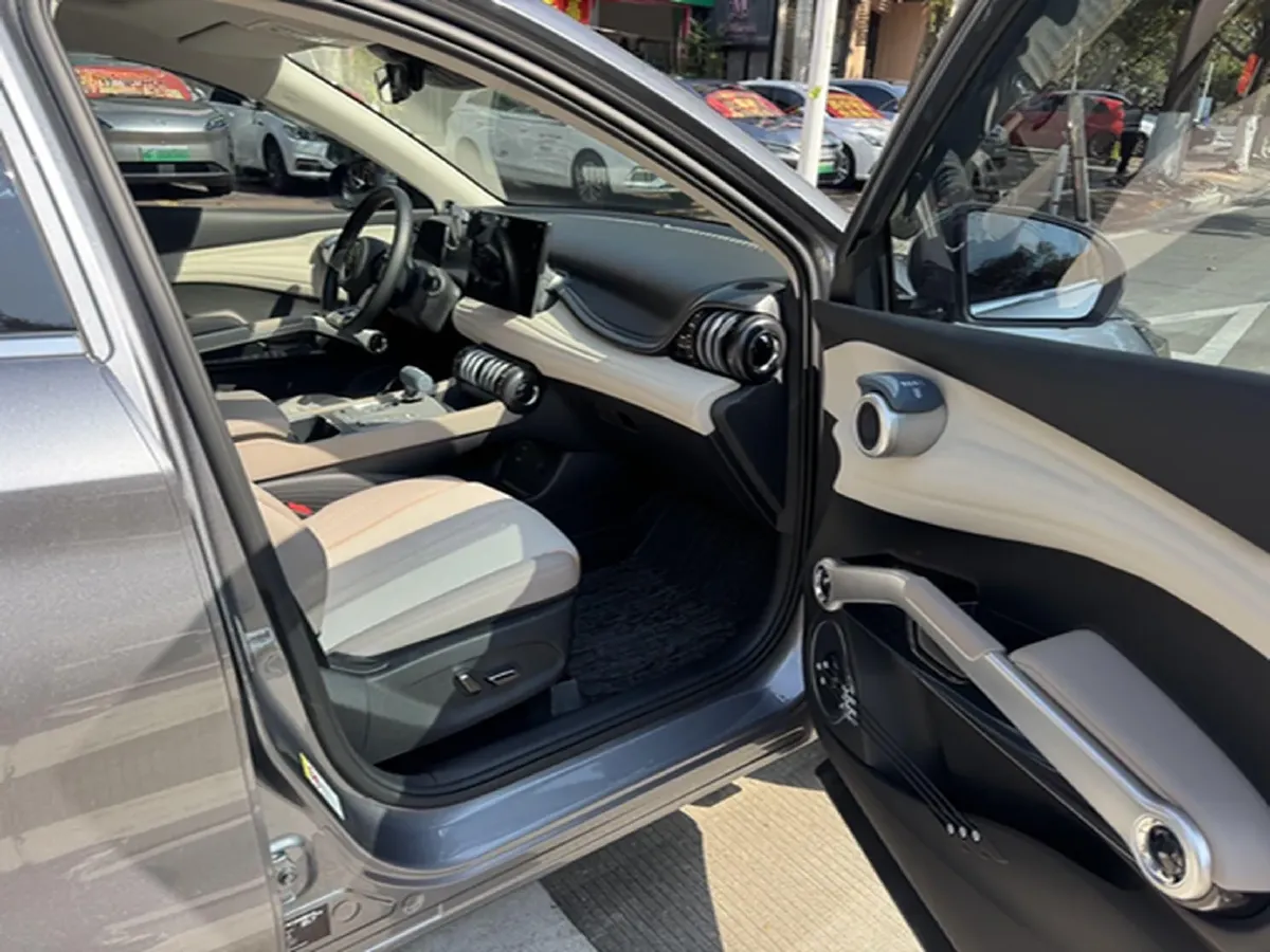 2023 BYD Yuan Plus BEV 60.48KWH,autocango,china used car exporter,china ev exporter,chinese used car exporter,chinese used ev exporter