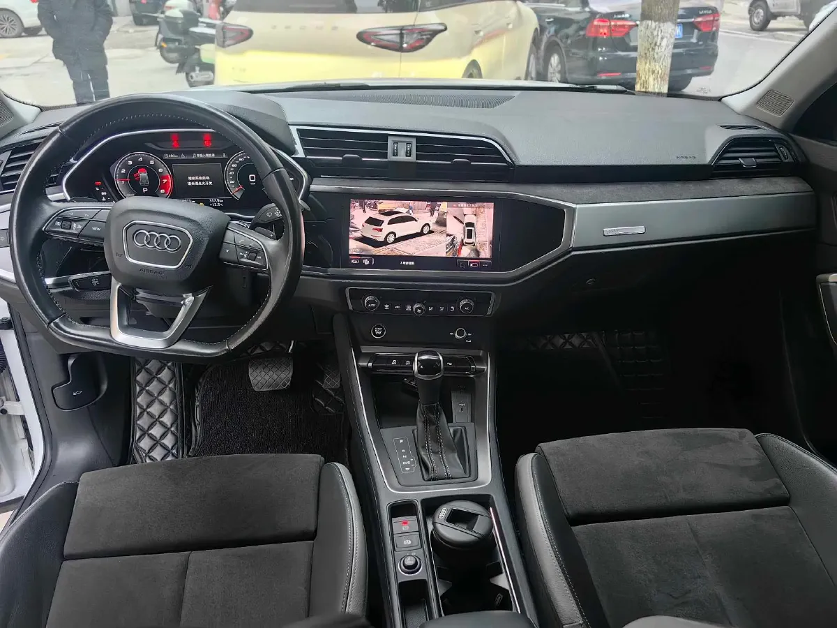 2021 Audi Q3 1.4T 150HP L4 7DCT,autocango,china used car exporter,china ev exporter,chinese used car exporter,chinese used ev exporter