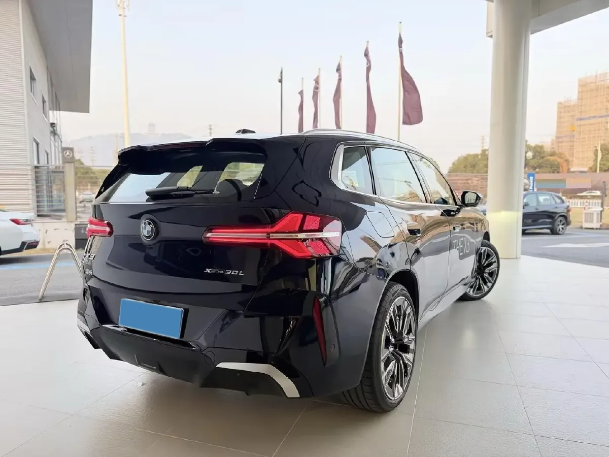 2025 BMW X3 2.0T 258HP L4 8AT,autocango,china used car exporter,china ev exporter,chinese used car exporter,chinese used ev exporter