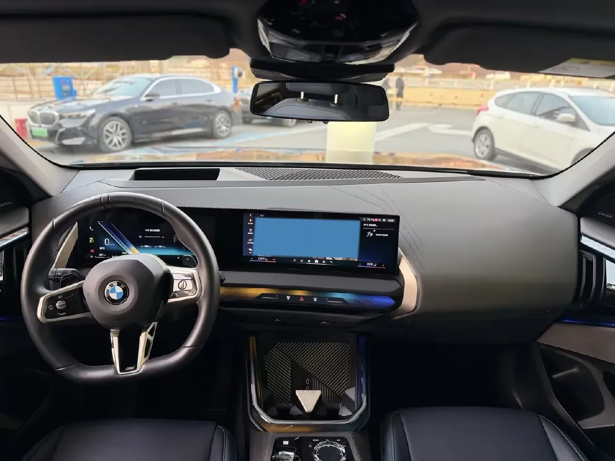 2025 BMW X3 2.0T 258HP L4 8AT,autocango,china used car exporter,china ev exporter,chinese used car exporter,chinese used ev exporter