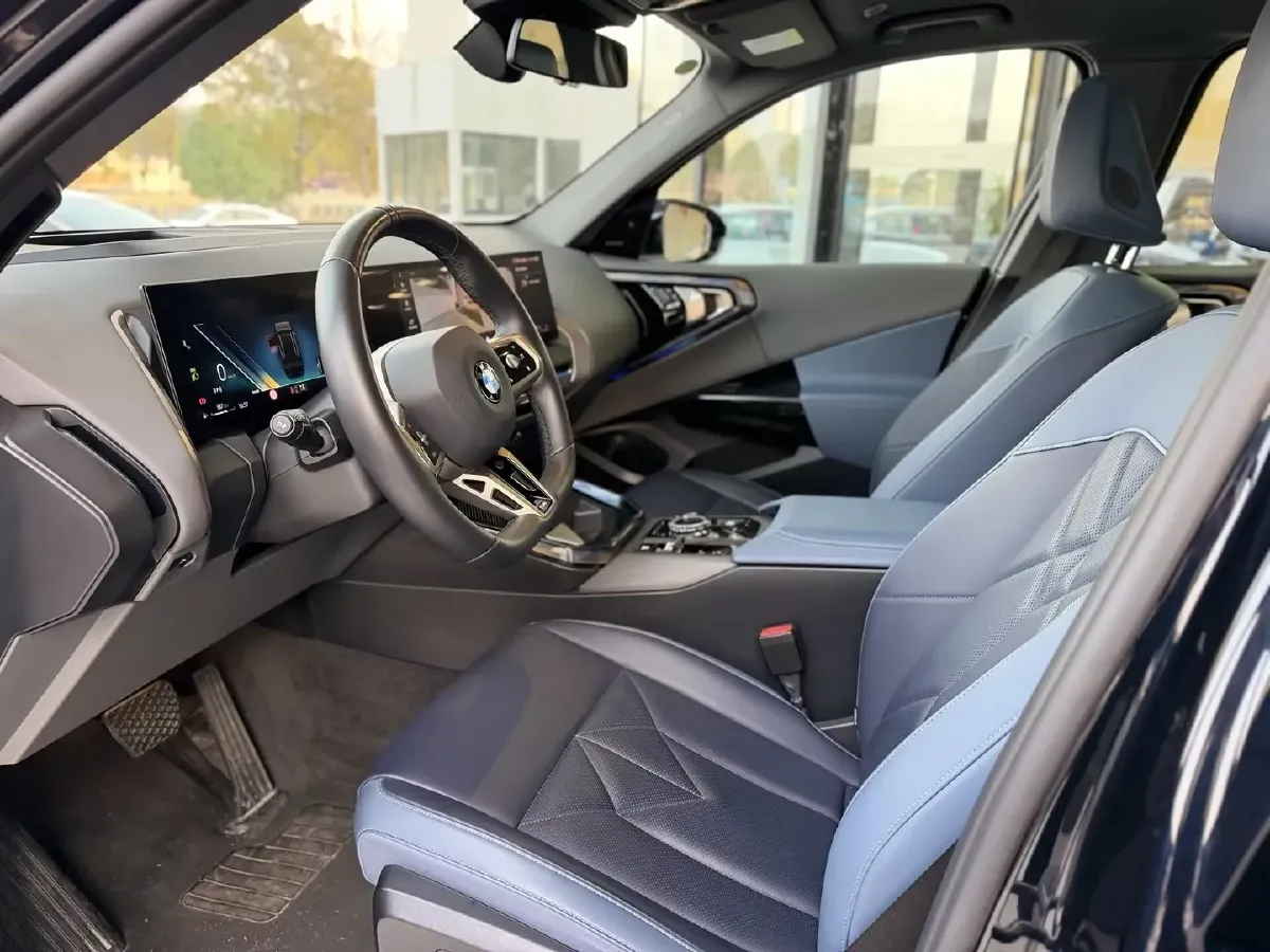 2025 BMW X3 2.0T 258HP L4 8AT,autocango,china used car exporter,china ev exporter,chinese used car exporter,chinese used ev exporter