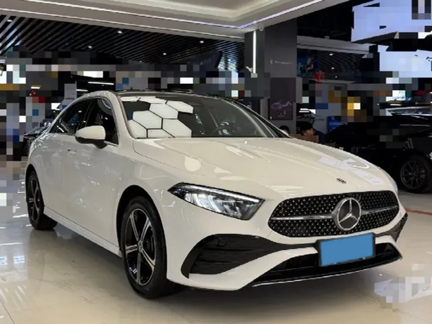 2023 Mercedes-Benz A Class 1.3T 163HP L4 7DCT,autocango,china used car exporter,china ev exporter,chinese used car exporter,chinese used ev exporter