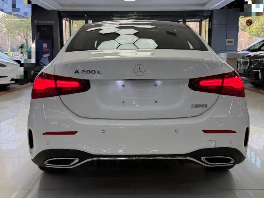 2023 Mercedes-Benz A Class 1.3T 163HP L4 7DCT,autocango,china used car exporter,china ev exporter,chinese used car exporter,chinese used ev exporter