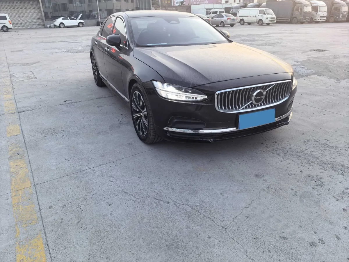 2022 Volvo S90 2.0T 250HP L4 8AT,autocango,china used car exporter,china ev exporter,chinese used car exporter,chinese used ev exporter