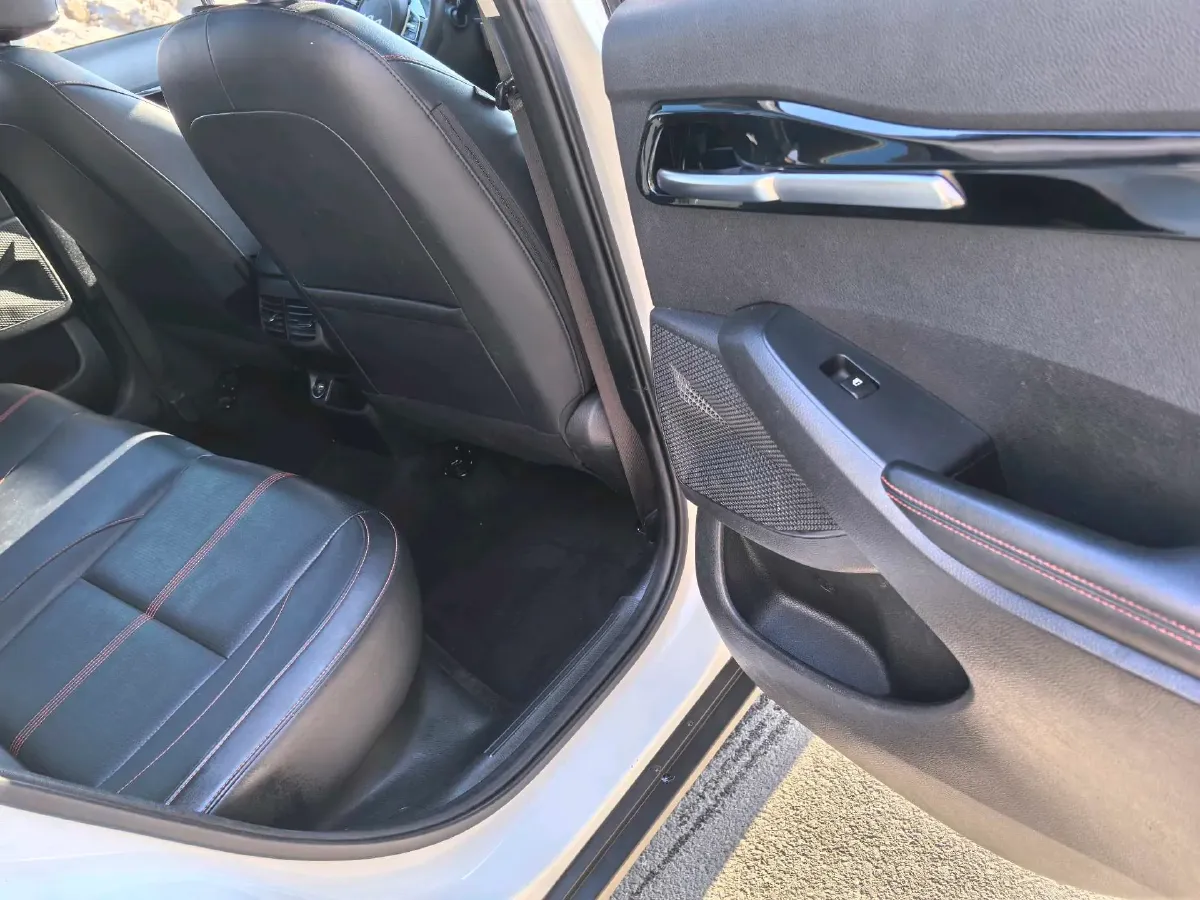 2021 Kia KX3 1.5L 115HP L4 CVT,autocango,china used car exporter,china ev exporter,chinese used car exporter,chinese used ev exporter