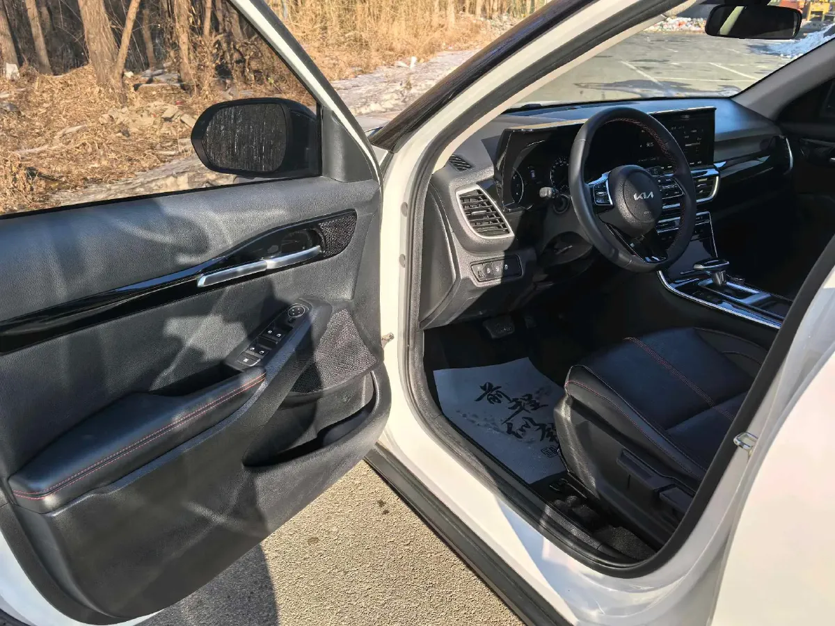 2021 Kia KX3 1.5L 115HP L4 CVT,autocango,china used car exporter,china ev exporter,chinese used car exporter,chinese used ev exporter