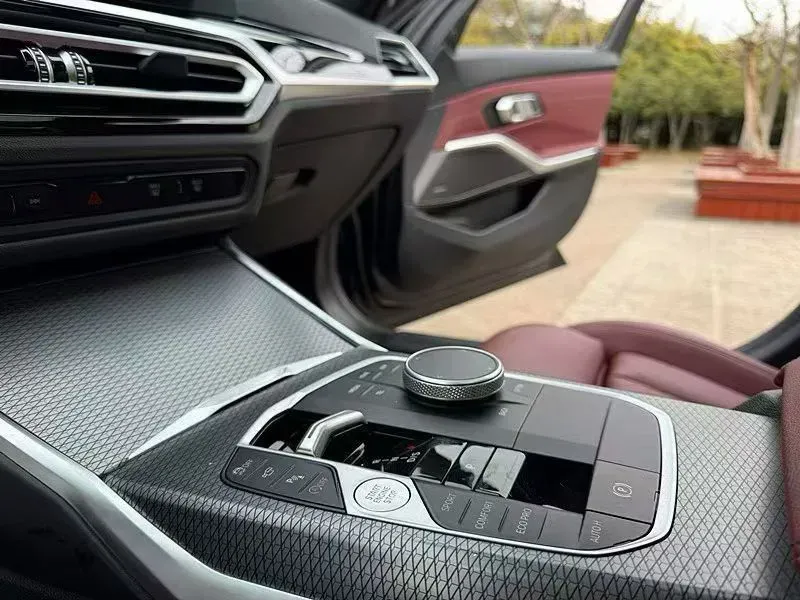 2023 BMW 3 Series 2.0T 184HP L4 8AT,autocango,china used car exporter,china ev exporter,chinese used car exporter,chinese used ev exporter