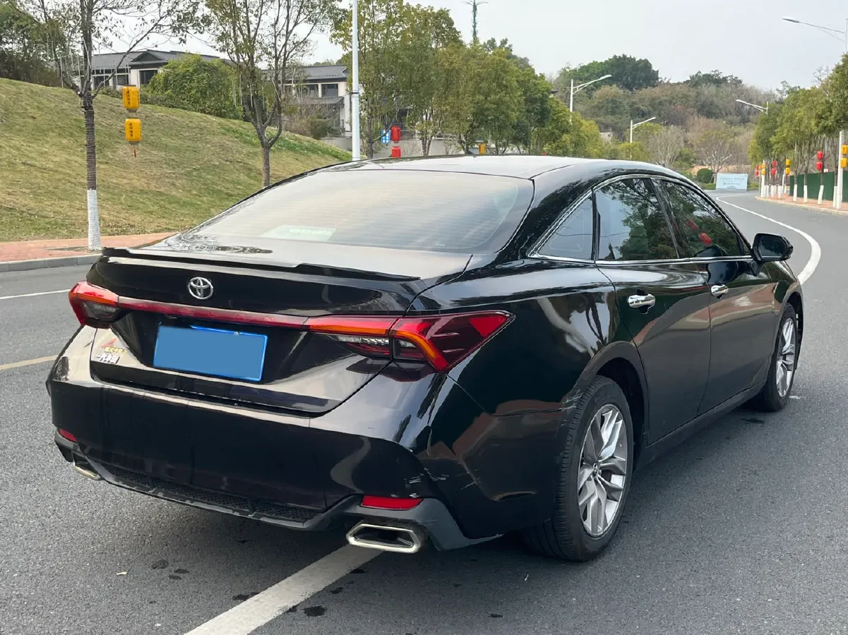 2019 Toyota Avalon 2.5L 209HP L4 8AT,autocango,china used car exporter,china ev exporter,chinese used car exporter,chinese used ev exporter