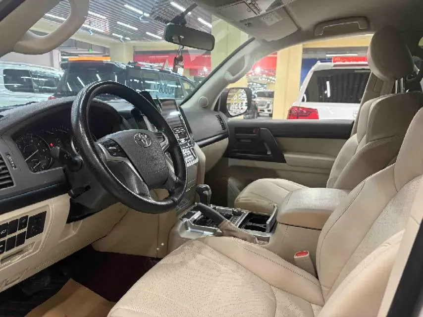 2019 Chevrolet Trax 1.0T 125HP L3 6AT,autocango,china used car exporter,china ev exporter,chinese used car exporter,chinese used ev exporter