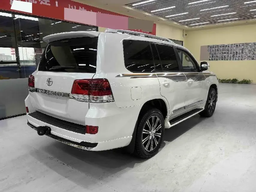 2019 Chevrolet Trax 1.0T 125HP L3 6AT,autocango,china used car exporter,china ev exporter,chinese used car exporter,chinese used ev exporter