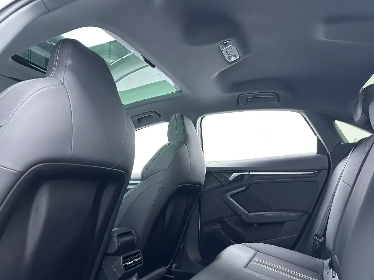 2023 Audi A3 1.4T 150HP L4 7DCT,autocango,china used car exporter,china ev exporter,chinese used car exporter,chinese used ev exporter