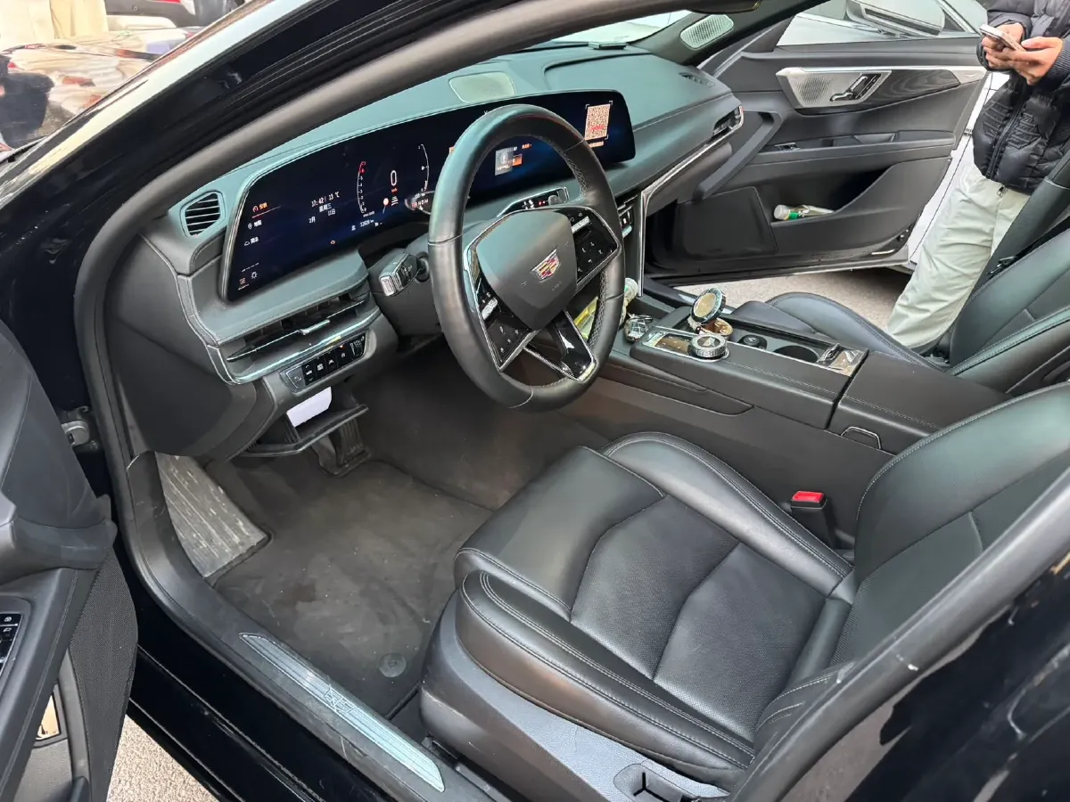 2023 Cadillac CT6 2.0T 237HP L4 10AT,autocango,china used car exporter,china ev exporter,chinese used car exporter,chinese used ev exporter