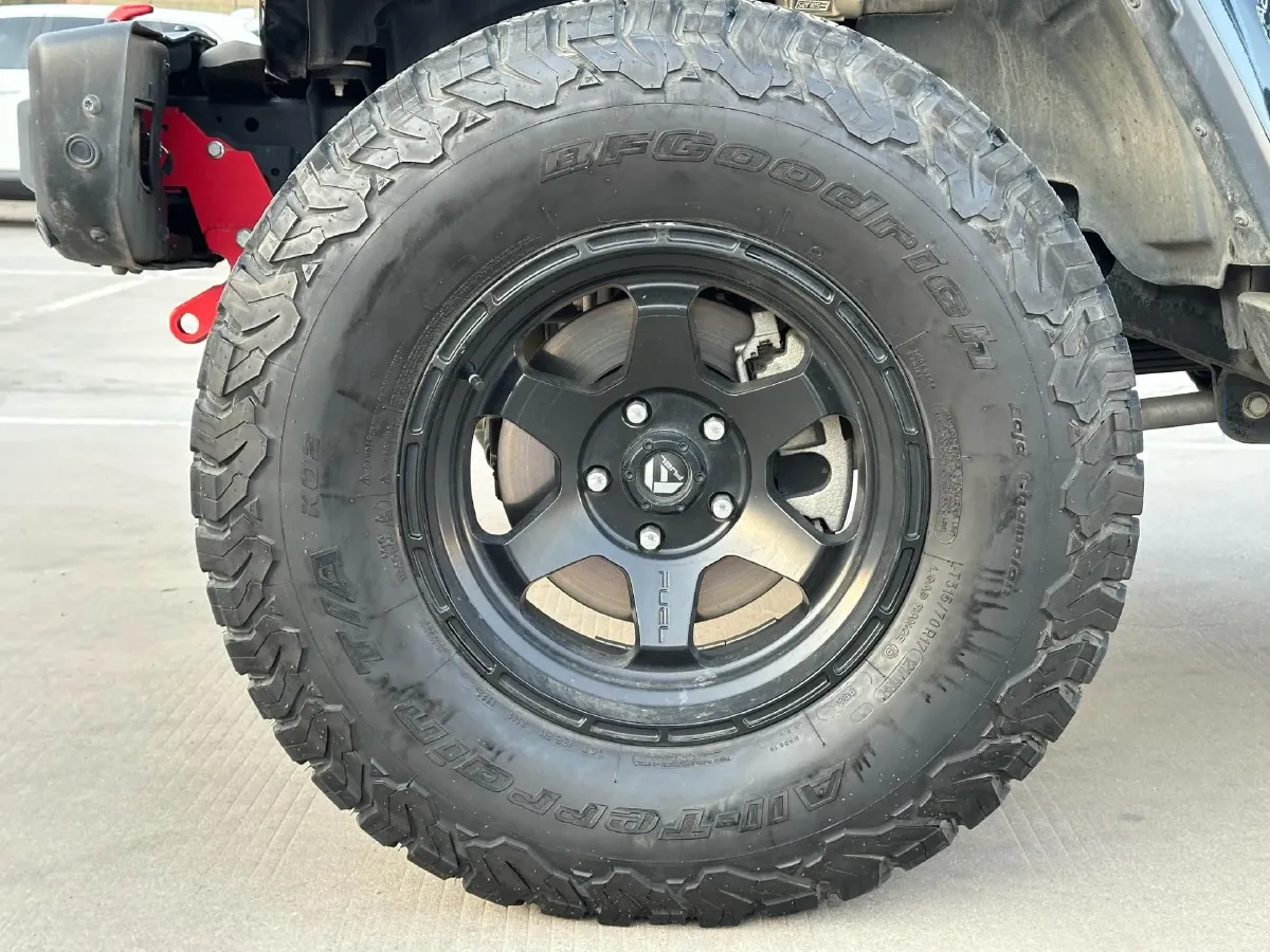 2021 Jeep Wrangler 2.0T 266HP L4 8AT PHEV 17KWH,autocango,china used car exporter,china ev exporter,chinese used car exporter,chinese used ev exporter