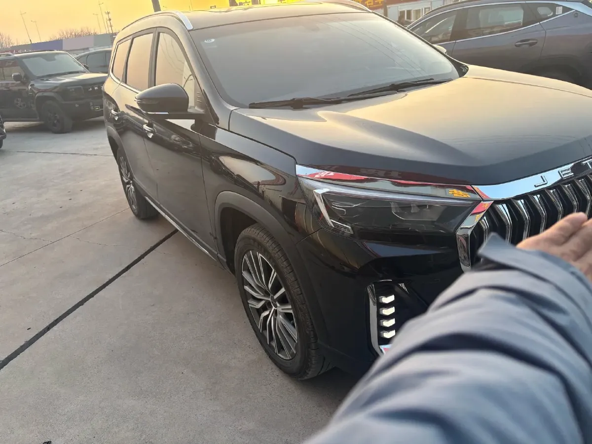 2025 Jetour X90 Plus 1.6T 197HP L4 7DCT,autocango,china used car exporter,china ev exporter,chinese used car exporter,chinese used ev exporter