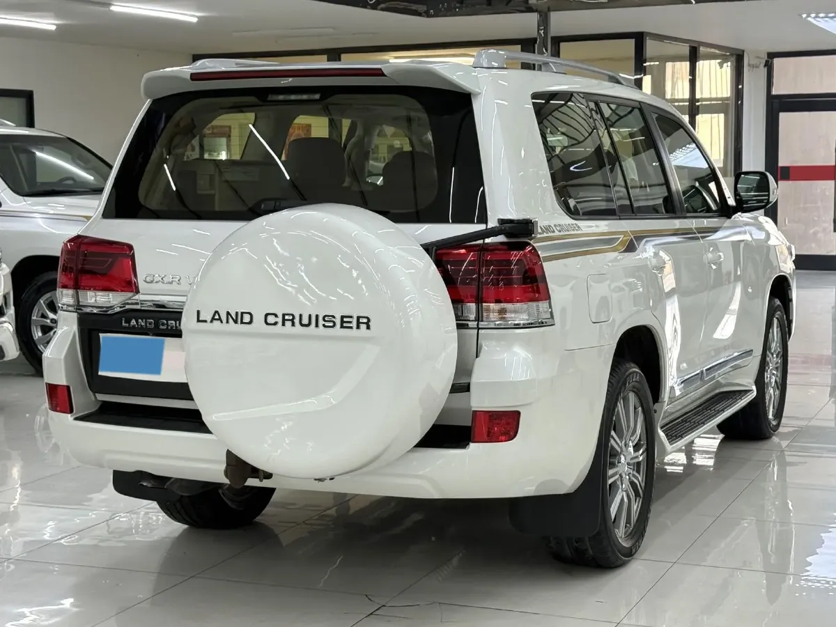 2015 Toyota Land Cruiser 4.6L 310HP V8 6AT,autocango,china used car exporter,china ev exporter,chinese used car exporter,chinese used ev exporter