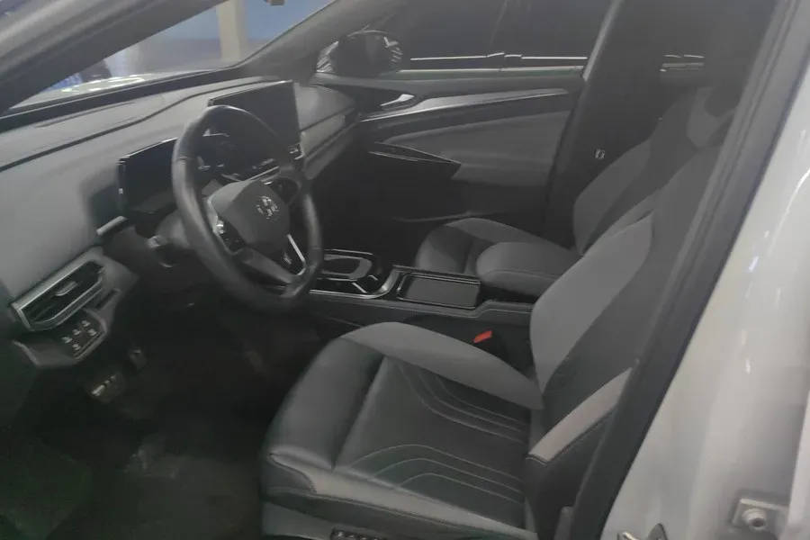 2022 Neta S Range Extended 231HP REEV 43.51KWH,autocango,china used car exporter,china ev exporter,chinese used car exporter,chinese used ev exporter