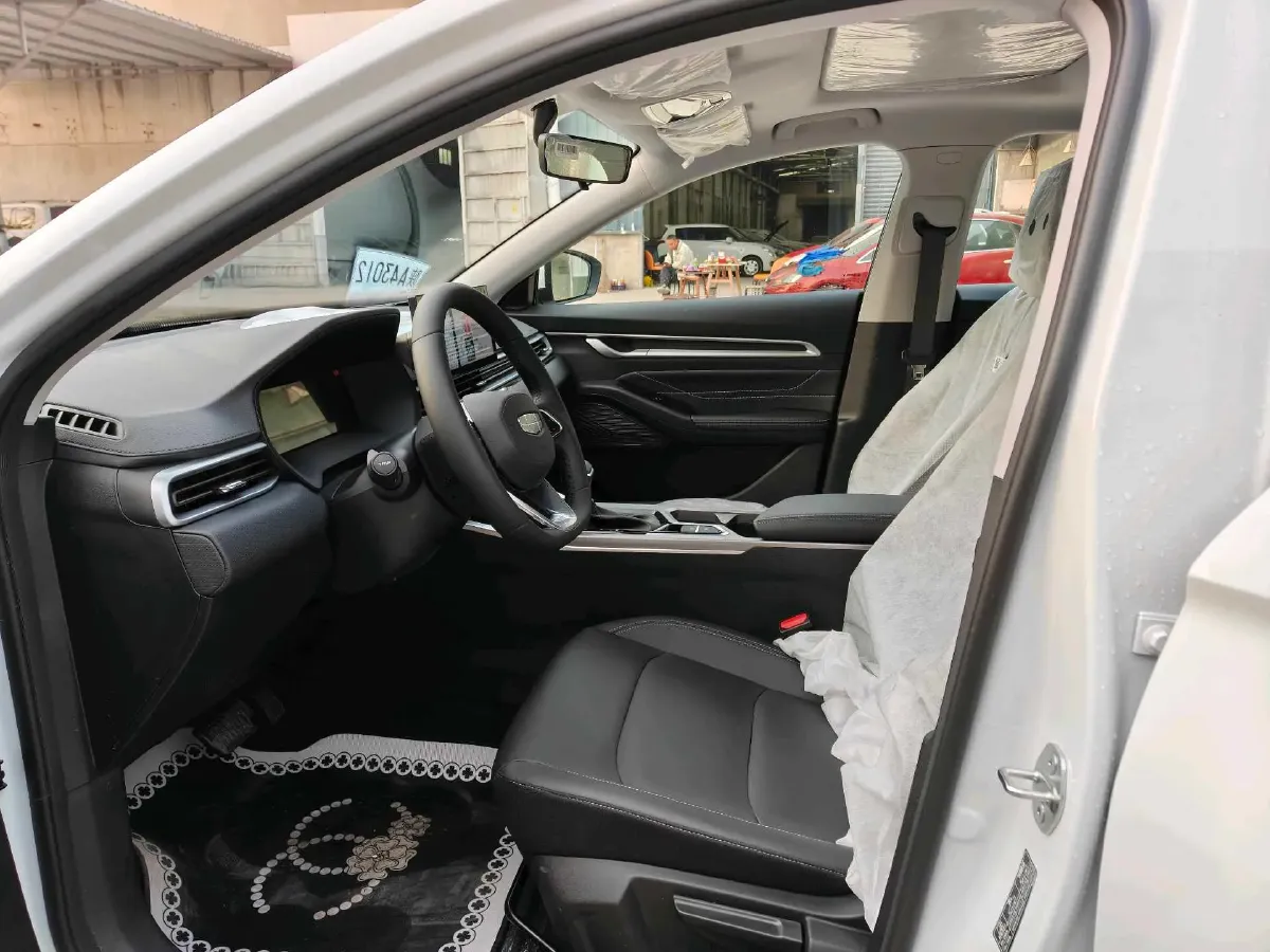 2026 Geely Emgrand 1.5L 120HP L4 CVT,autocango,china used car exporter,china ev exporter,chinese used car exporter,chinese used ev exporter