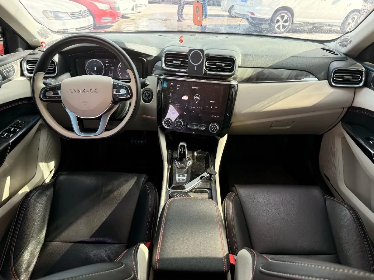 2018 Toyota C-HR 2.0L 171HP L4 CVT,autocango,china used car exporter,china ev exporter,chinese used car exporter,chinese used ev exporter