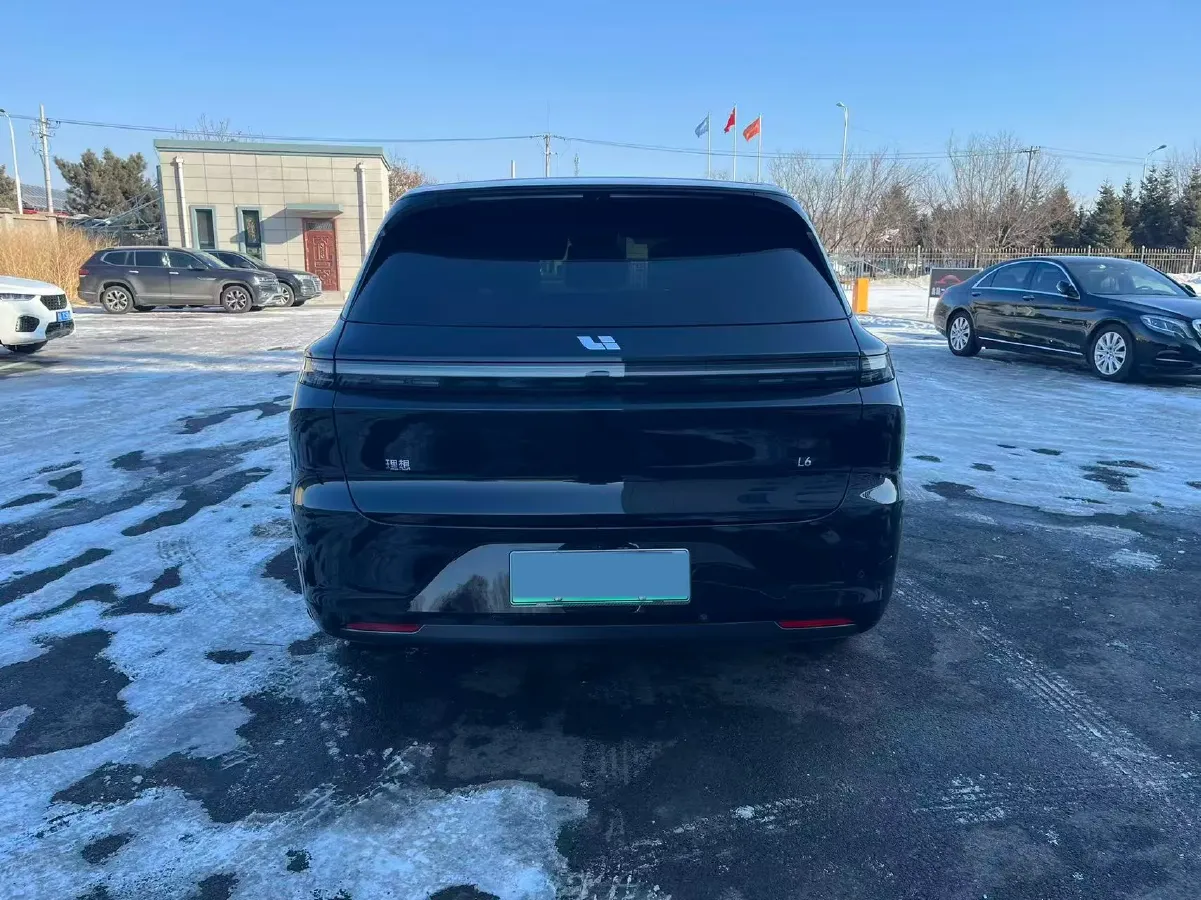 2025 Li L6 Range Extended 154HP L4 REEV,autocango,china used car exporter,china ev exporter,chinese used car exporter,chinese used ev exporter