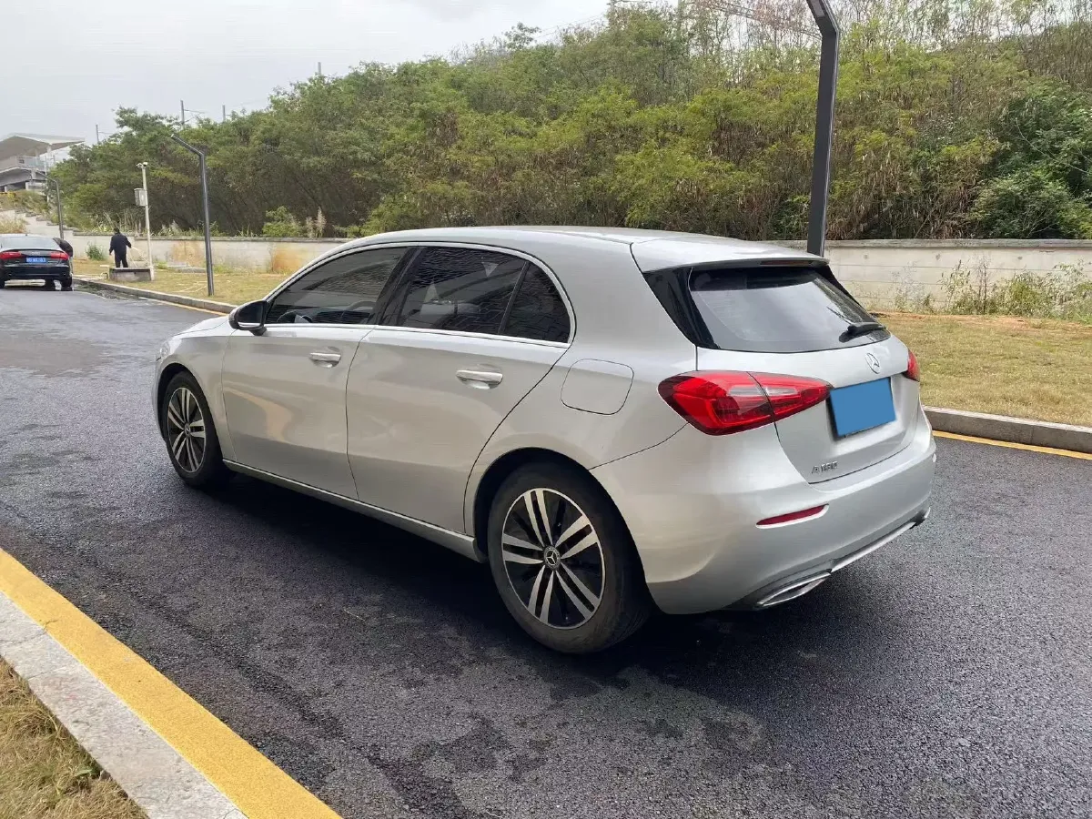 2020 Mercedes-Benz A Class 1.3T 136HP L4 7DCT,autocango,china used car exporter,china ev exporter,chinese used car exporter,chinese used ev exporter