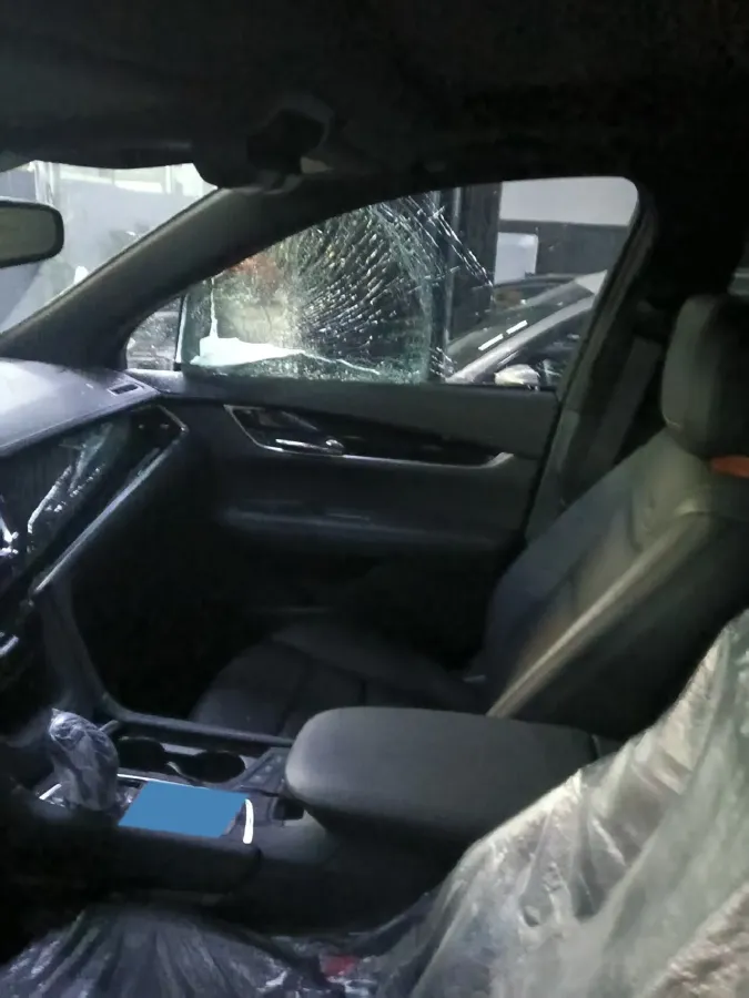 2022 Cadillac XT6 2.0T 237HP L4 9AT,autocango,china used car exporter,china ev exporter,chinese used car exporter,chinese used ev exporter