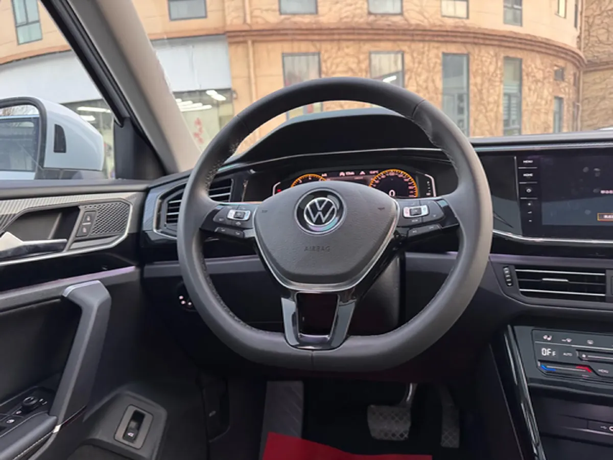 2022 Volkswagen Tayron 2.0T 220HP L4 7DCT,autocango,china used car exporter,china ev exporter,chinese used car exporter,chinese used ev exporter