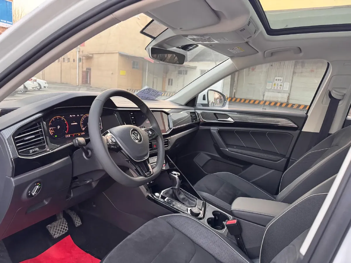 2022 Volkswagen Tayron 2.0T 220HP L4 7DCT,autocango,china used car exporter,china ev exporter,chinese used car exporter,chinese used ev exporter