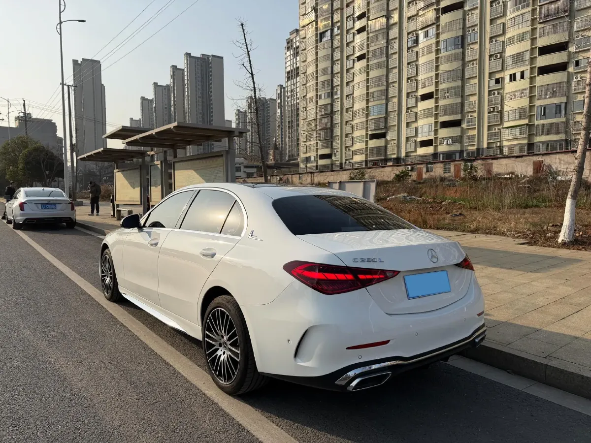 2025 Mercedes-Benz C Class 1.5T 204HP L4 9AT,autocango,china used car exporter,china ev exporter,chinese used car exporter,chinese used ev exporter
