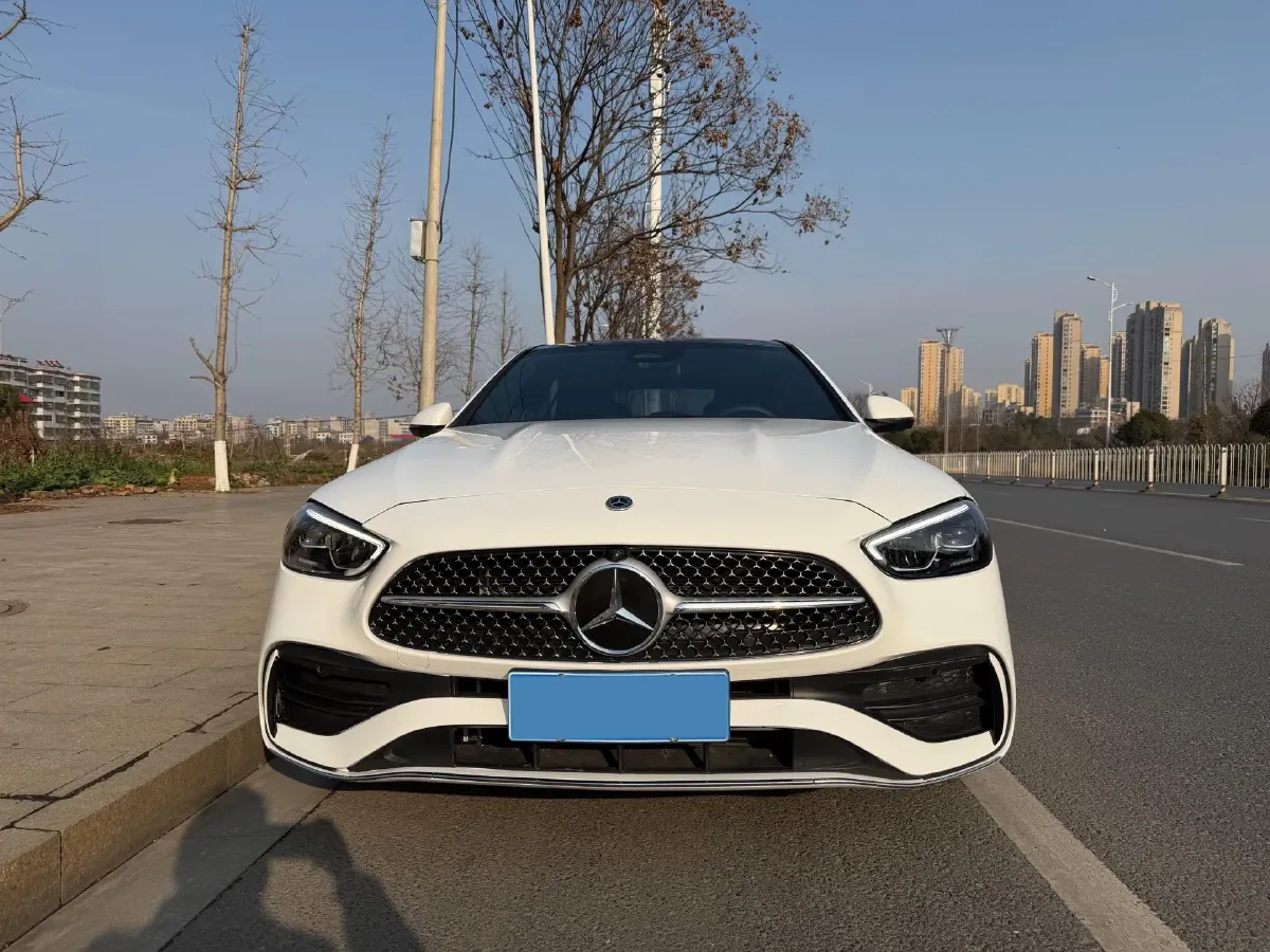 2025 Mercedes-Benz C Class 1.5T 204HP L4 9AT,autocango,china used car exporter,china ev exporter,chinese used car exporter,chinese used ev exporter