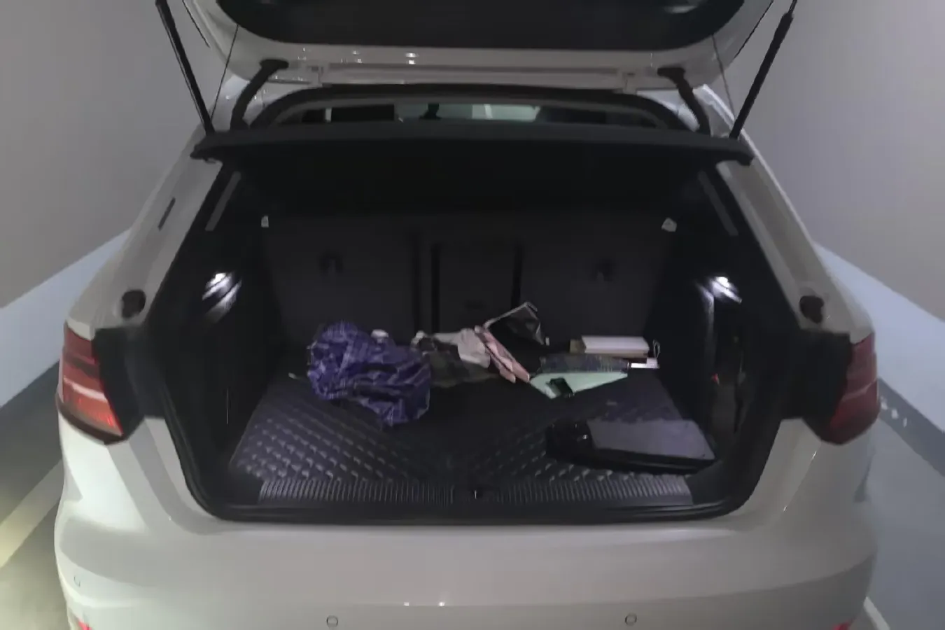 2020 Audi A3 1.4T 150HP L4 7DCT,autocango,china used car exporter,china ev exporter,chinese used car exporter,chinese used ev exporter