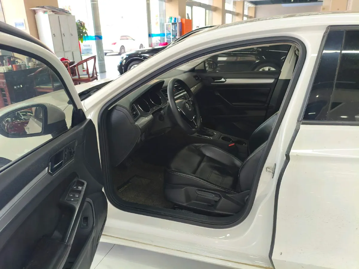 2018 Volkswagen Lamando 1.4T 131HP L4 7DCT,autocango,china used car exporter,china ev exporter,chinese used car exporter,chinese used ev exporter