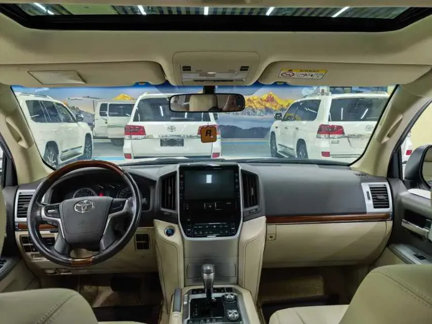 2018 Polestar 1 2.0T 326HP L4 8AT PHEV 34KWH,autocango,china used car exporter,china ev exporter,chinese used car exporter,chinese used ev exporter