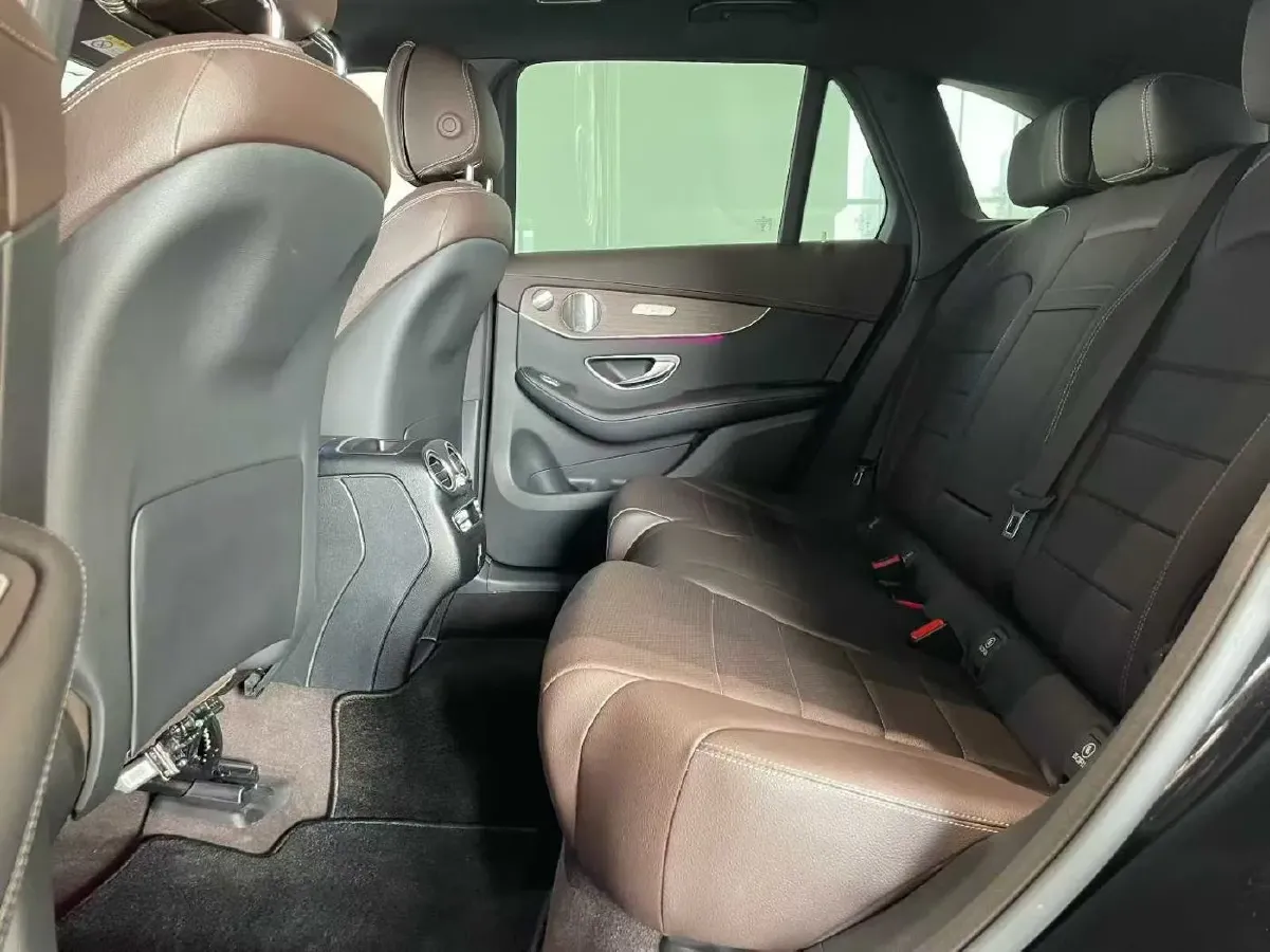 2021 Mercedes-Benz GLC Class 2.0T 258HP L4 9AT,autocango,china used car exporter,china ev exporter,chinese used car exporter,chinese used ev exporter