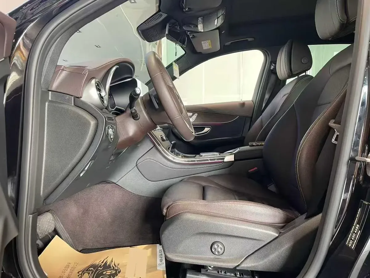 2021 Mercedes-Benz GLC Class 2.0T 258HP L4 9AT,autocango,china used car exporter,china ev exporter,chinese used car exporter,chinese used ev exporter