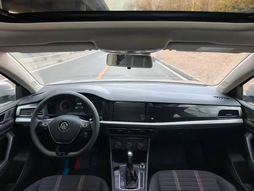 2019 Volkswagen Lavida 1.5L 116HP L4 6AT,autocango,china used car exporter,china ev exporter,chinese used car exporter,chinese used ev exporter