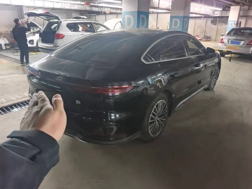 2022 Volkswagen Tiguan L 2.0T 186HP L4 7DCT,autocango,china used car exporter,china ev exporter,chinese used car exporter,chinese used ev exporter