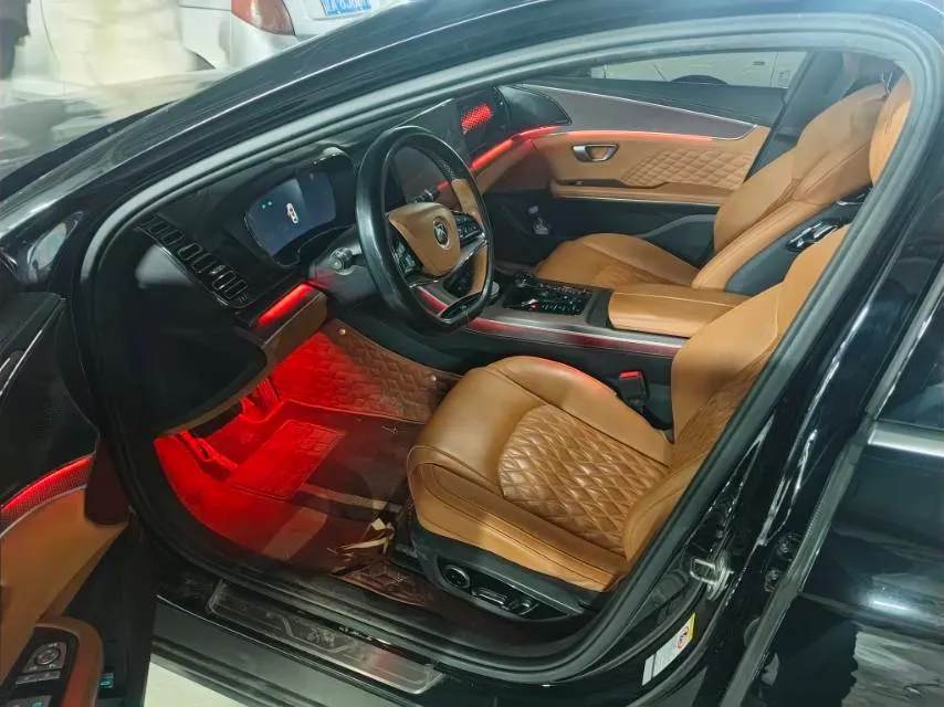 2022 Volkswagen Tiguan L 2.0T 186HP L4 7DCT,autocango,china used car exporter,china ev exporter,chinese used car exporter,chinese used ev exporter