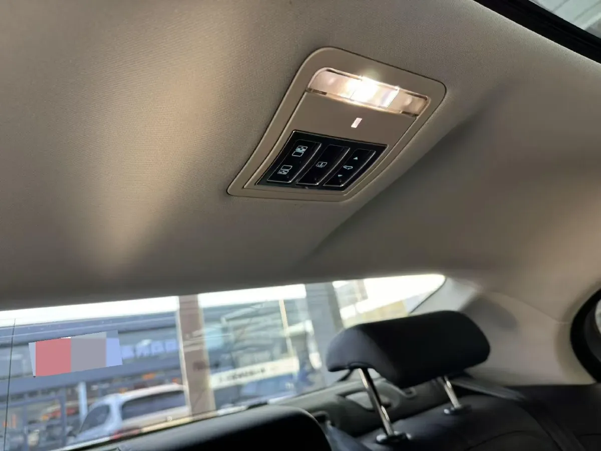 2018 Jaguar XEL 2.0T 250HP L4 8AT,autocango,china used car exporter,china ev exporter,chinese used car exporter,chinese used ev exporter