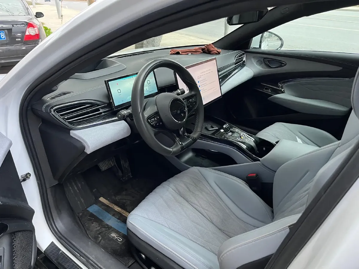 2022 AITO AITO M5 Range Extended 125HP REEV 40KWH,autocango,china used car exporter,china ev exporter,chinese used car exporter,chinese used ev exporter