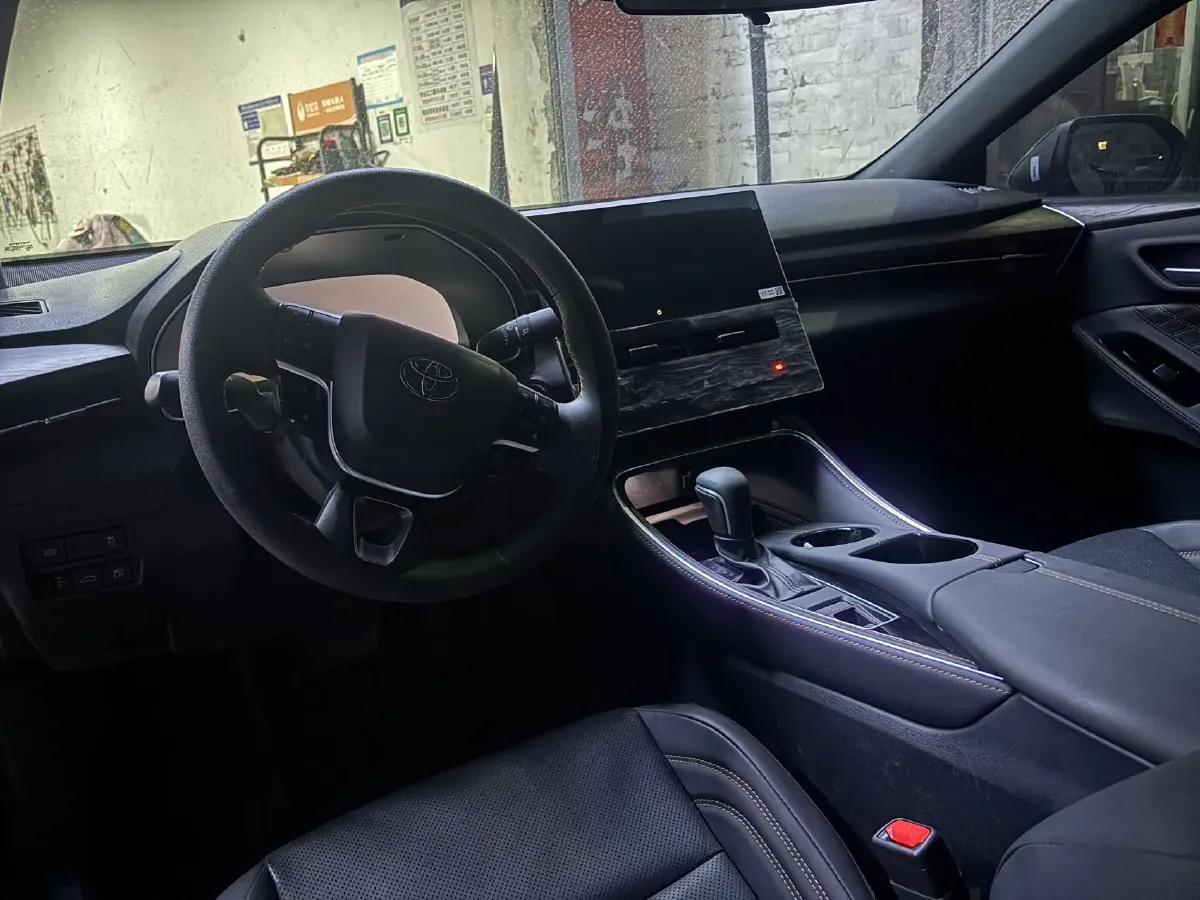 2024 Toyota Avalon 2.0L 152HP L4 E-CVT Hybrid,autocango,china used car exporter,china ev exporter,chinese used car exporter,chinese used ev exporter