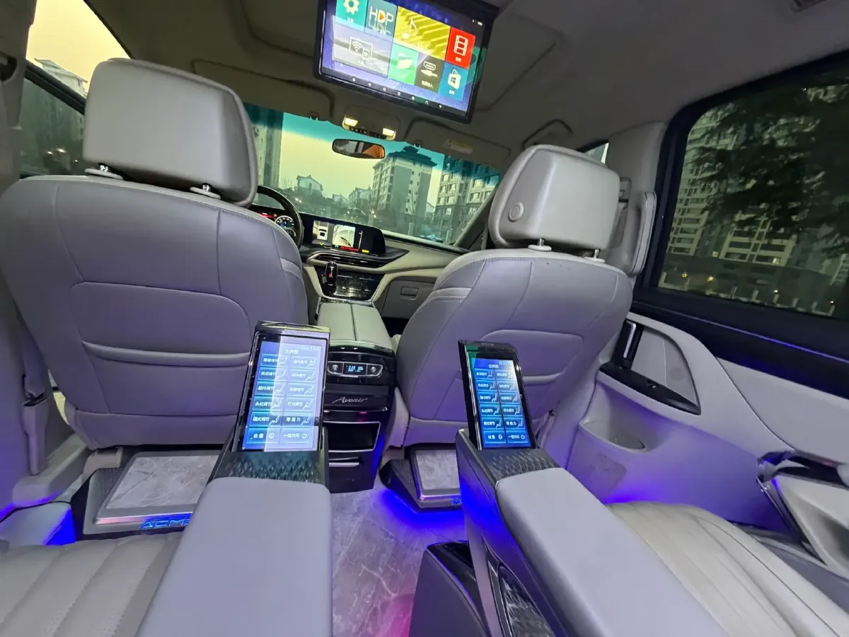 2020 Buick GL8 2.0T 237HP L4 9AT,autocango,china used car exporter,china ev exporter,chinese used car exporter,chinese used ev exporter