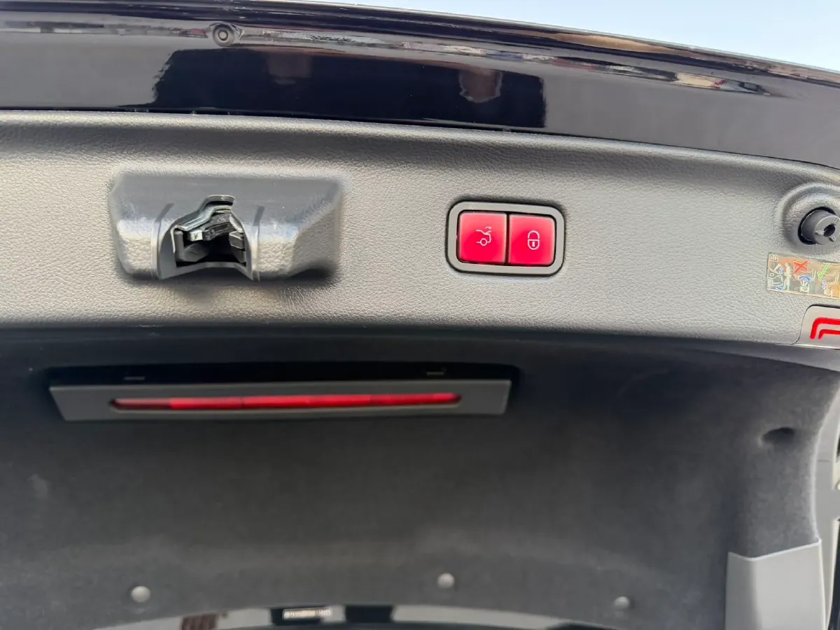 2022 Mercedes-Benz Maybach S Class 3.0T 367HP L6 9AT,autocango,china used car exporter,china ev exporter,chinese used car exporter,chinese used ev exporter