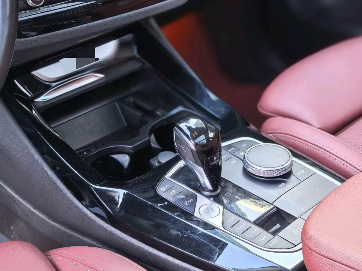 2022 BMW X3 2.0T 252HP L4 8AT,autocango,china used car exporter,china ev exporter,chinese used car exporter,chinese used ev exporter