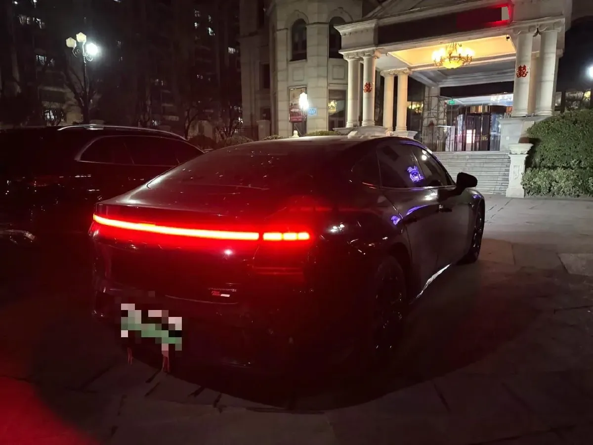 2020 Xpeng P7 BEV 80.9KWH,autocango,china used car exporter,china ev exporter,chinese used car exporter,chinese used ev exporter