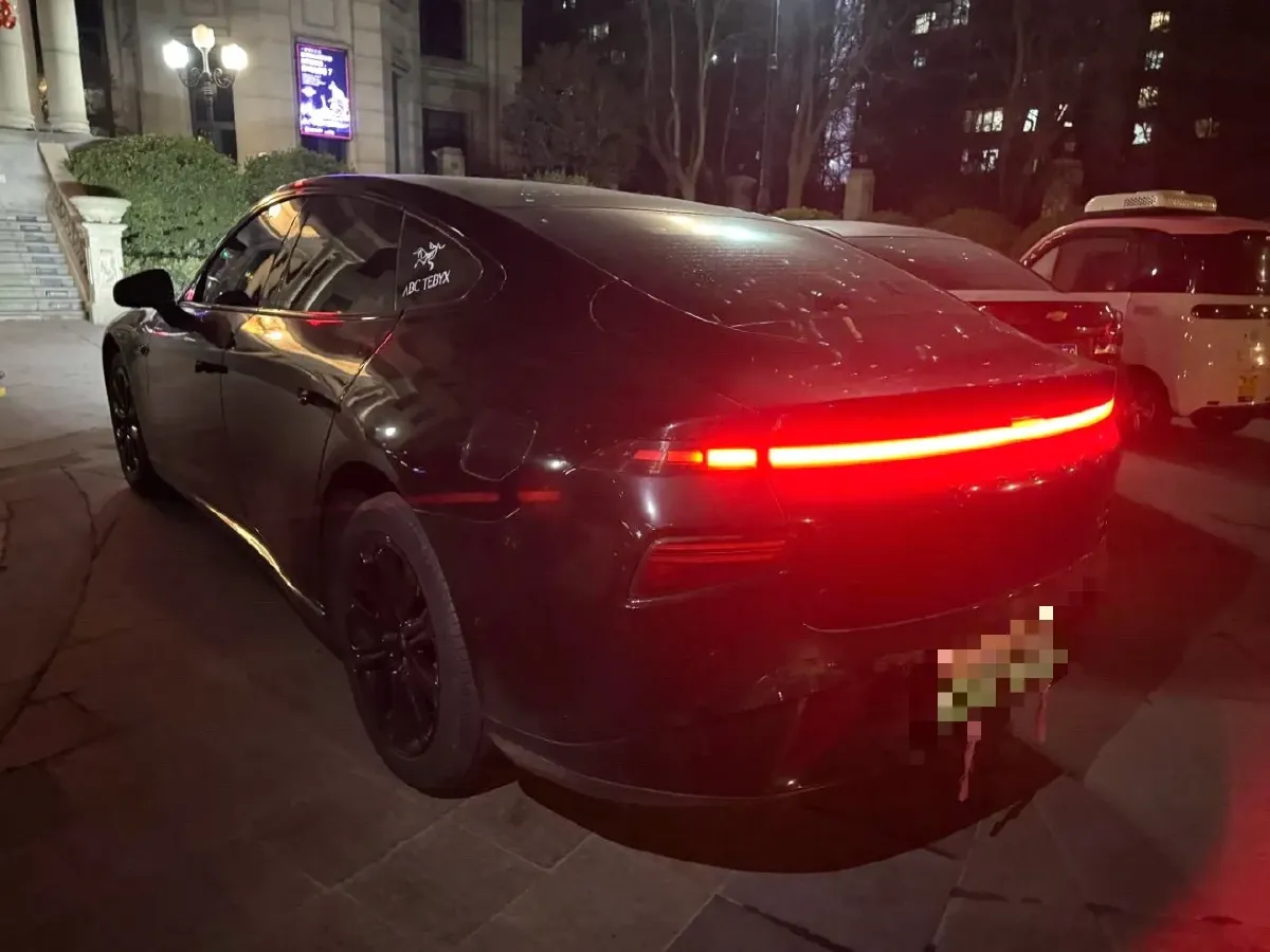 2020 Xpeng P7 BEV 80.9KWH,autocango,china used car exporter,china ev exporter,chinese used car exporter,chinese used ev exporter