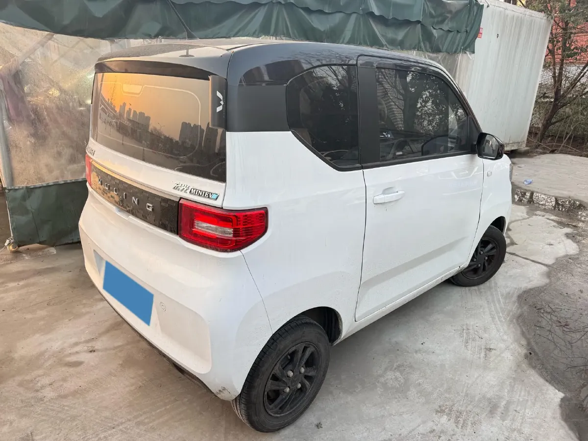 2020 WuLing HongGuang MINI EV BEV 9KWH,autocango,china used car exporter,china ev exporter,chinese used car exporter,chinese used ev exporter