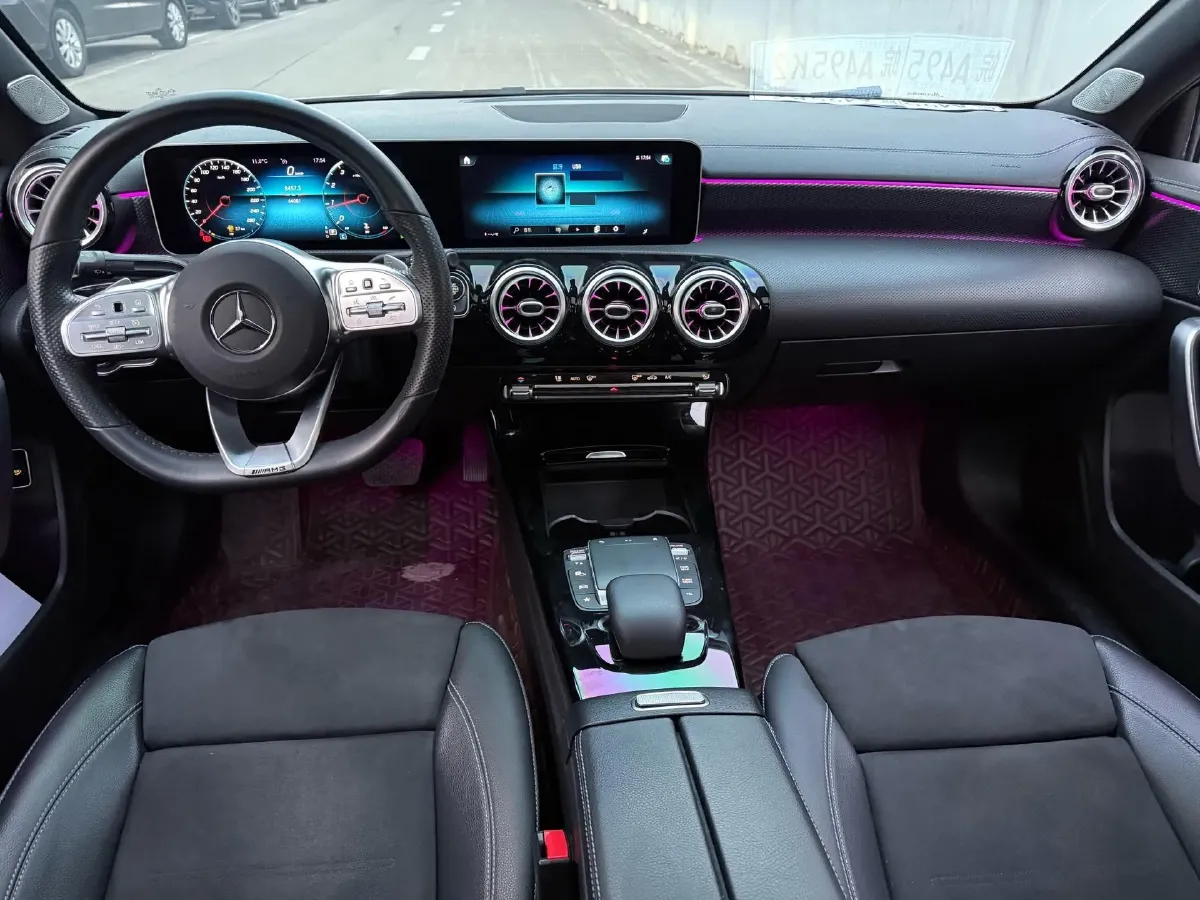 2020 Mercedes-Benz A Class 1.3T 163HP L4 7DCT,autocango,china used car exporter,china ev exporter,chinese used car exporter,chinese used ev exporter